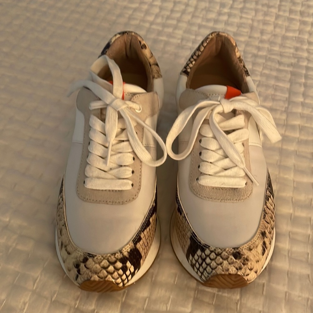 Banana Republic sneakers
